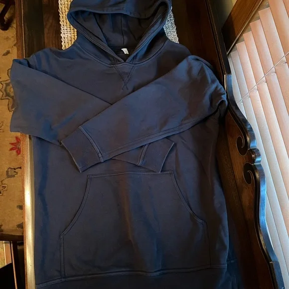 Lululemon Black Hoodie - Picture 5 of 7
